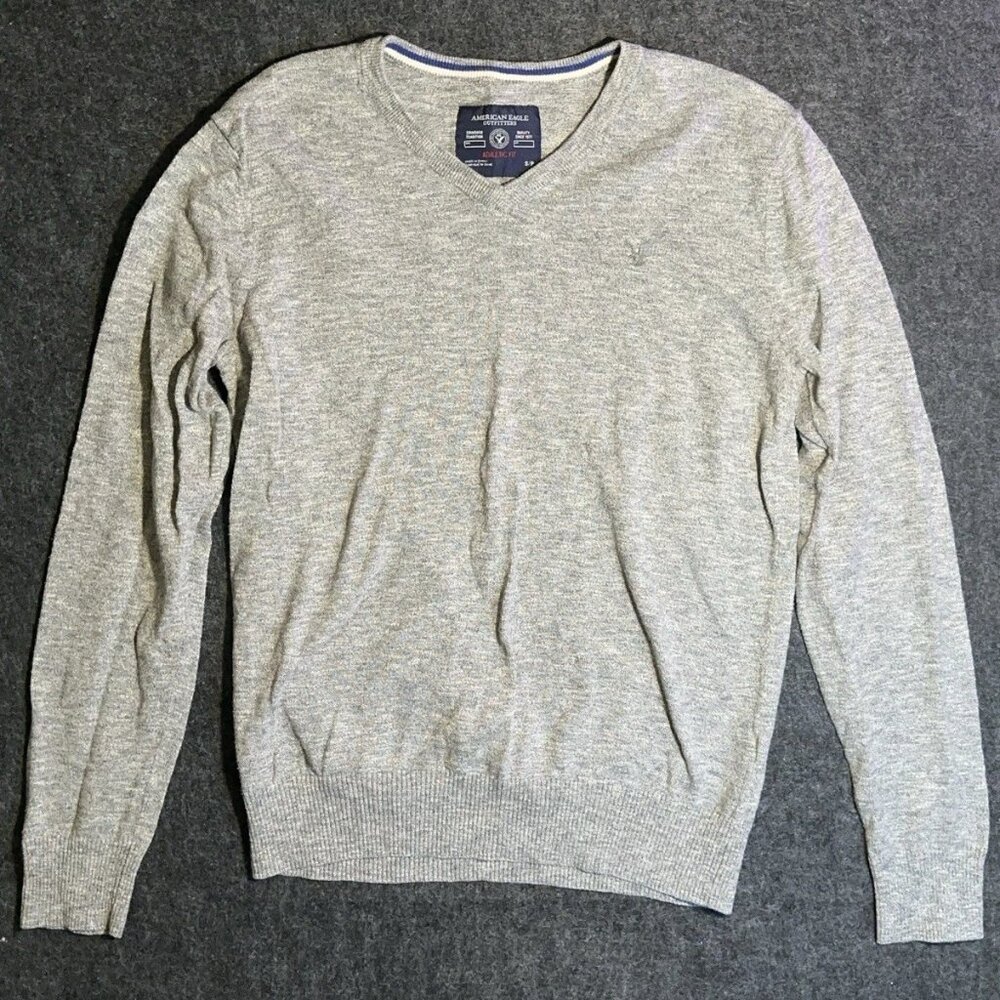 American Eagle Mens Sweater Gray Athletic Fit Long Sleeve V Neck Pullover Small